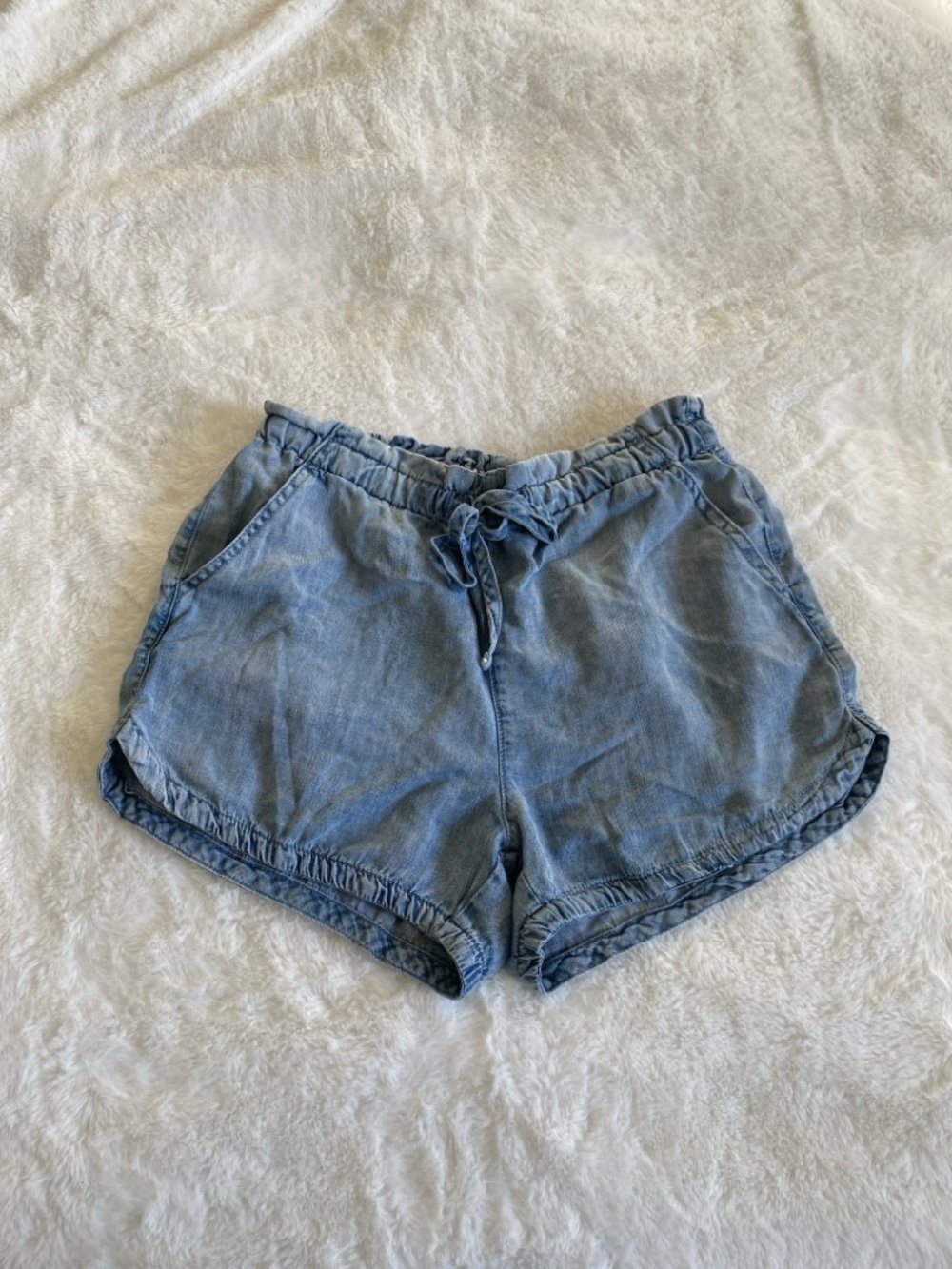 Thread & Supply Shorts